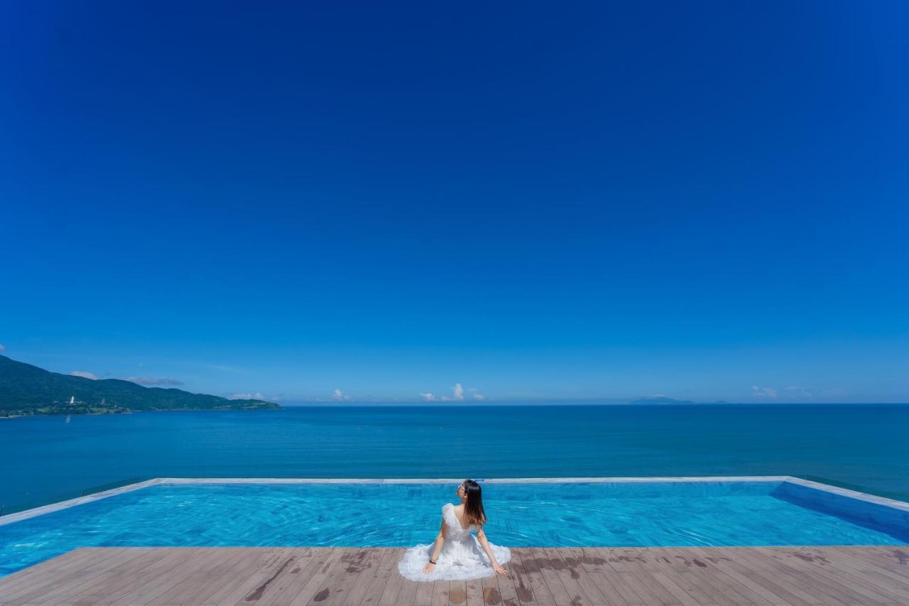 Romantic With Seaview - Beachfont Apartment Da Nang